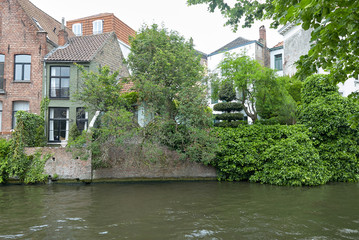 Obraz na płótnie Canvas houses on the canal bruges