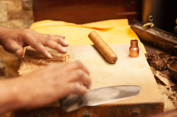 Fototapeta na wymiar Cuban Cigar Making