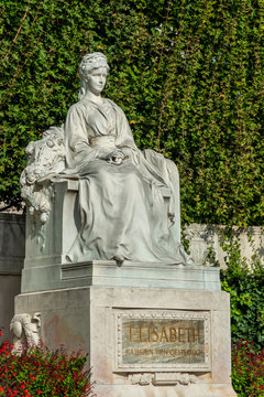 Kaiserin Elisabeth Denkmal im Wiener Burggarten