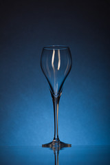 Obraz premium one empty glass for cocktail