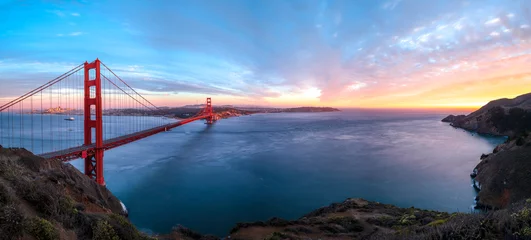 Foto auf Acrylglas Golden Gate Bridge Sonnenuntergang an der Golden Gate Bridge in San Francisco (Kalifornien)