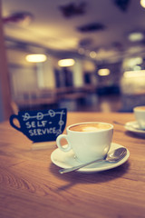 Cappuccino in Cafe, Konzept 