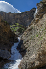 Fototapeta na wymiar mountains with pineta valley waterfall, ordesa park, huesca, spain