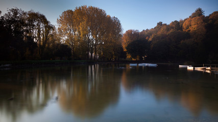 Obraz premium sunrise on the lake