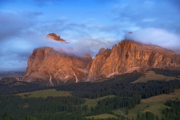 Naklejka premium Abendstimmung am Langkofel