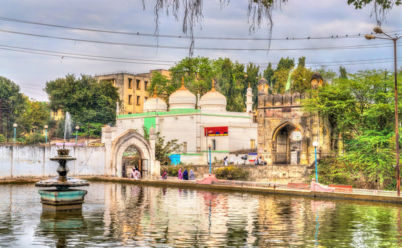 Jamil Baig Masjid Mosque and Mahmud Darwaza Gate as seen from Panchakki Water Mill. Aurangabad, India