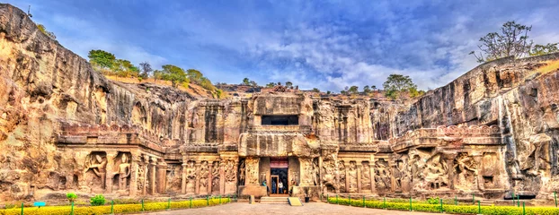  De Kailasa-tempel, de grootste tempel bij Ellora Caves. UNESCO-werelderfgoed in Maharashtra, India © Leonid Andronov