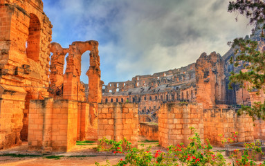 Naklejka premium Amphitheatre of El Jem, a UNESCO world heritage site in Tunisia