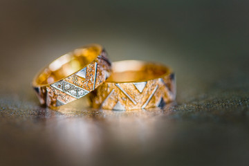 Eheringe gold weißgold
