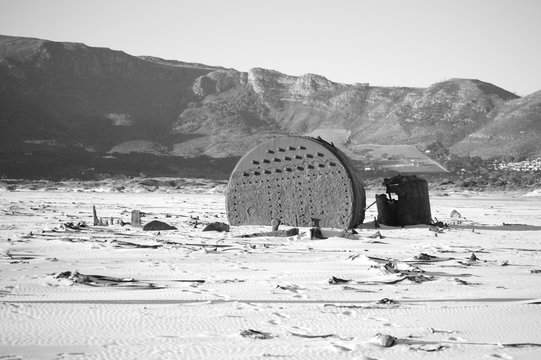 Fototapeta Old shipwreck, South Africa, Cape town, beach, black and white photo, mountains