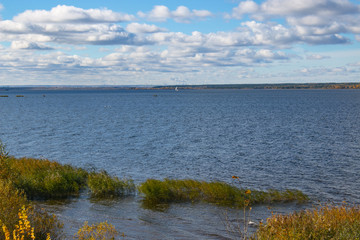 The horizon of the river