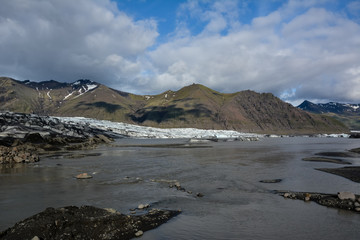 View to Skaftafellsjokull glacier, in Skaftafell, part of Vatnajokull National park, Iceland in summer