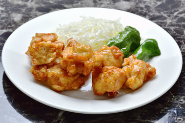 鶏の唐揚げ