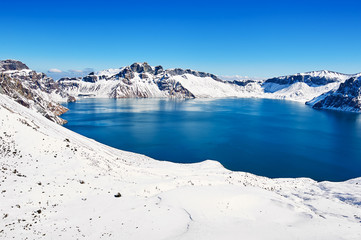 Heaudio-videoen Pool of Changbai mountain of China.