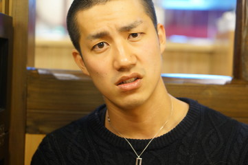 強面の男性