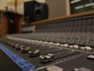 Mixing Console
