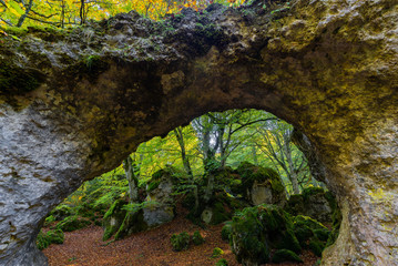 Natural arch of Zalamportillo, Entzia mountain range, Alava, Spain