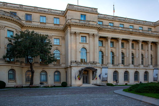 ルーマニア国立美術館