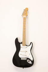 エレキギター ブラック ストラトキャスター風 | Black electric guitar Stratocaster style