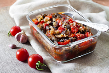 Vegetable sauté with eggplant, red bell peppers and tomatoes