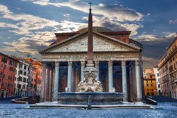 Fototapeta na wymiar The Roman Pantheon under the heavy thunder clouds, no people