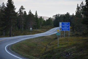 Norwegen, Grenze, Tor, Nordnorwegen, Südnorwegen, Nordland, Tröndelag, Trøndelag, Straße, E6,...