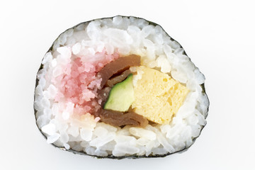 切った巻き寿司 © poko42