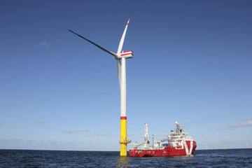 Offshore Windpark Konstruktion Ostsee Rügen