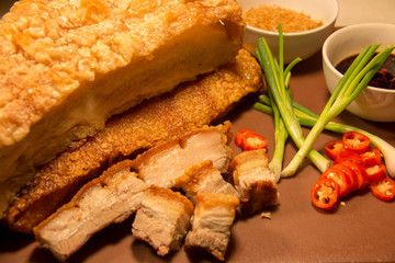  deliciousr roast pork belly Crispy sliced