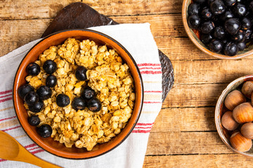 Breakfast cereals with berry fruit in a bowl
