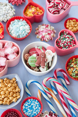 Verschiedene bunte Zuckerdekore