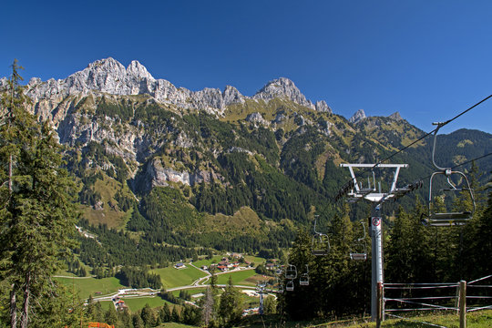 รูปภาพNessel – เลือกดูภาพถ่ายสต็อก เวกเตอร์ และวิดีโอ2,377 | Adobe Stock