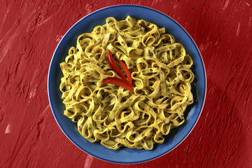 TAGLIATELLE PESTO