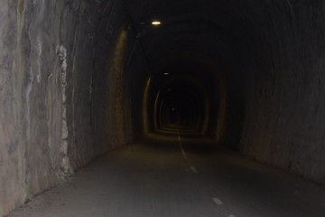 alter Tunnel, Hausen II
