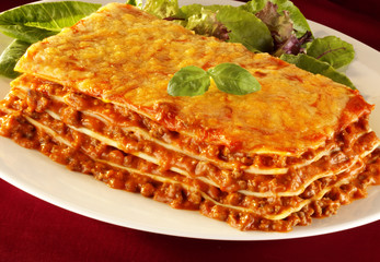 LASAGNE BOLOGNESE