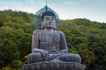 Buddha statue at Sinheungsa Temple in Seoraksan National Park, South korea