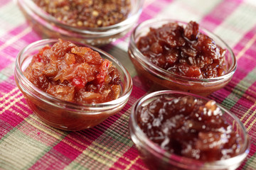 CHUTNEYS / RELISH