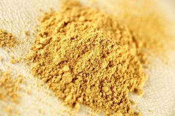 GROUND GINGER