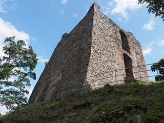Burg Saarburg – auf dem Burgberg Saarburg bei der Stadt Saarburg in Rheinland-Pfalz
