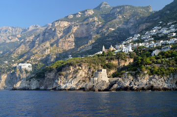 Fototapeta na wymiar Amalfi coast, village on rocks