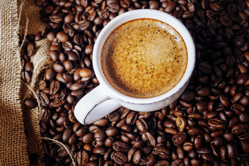 A white cup of cafee