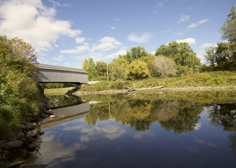 Fototapeta premium Covered Bridge in New England, CT, USA