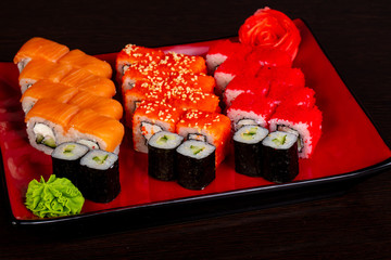 Japanese roll set
