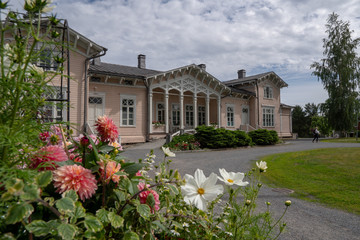 Floral facade
