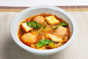 キムチと生揚げの春雨スープ