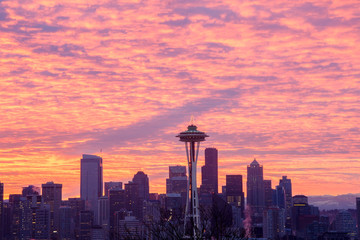 Fototapeta premium A rare looks at the earth's shadow during a colorful Seattle winter sunrise