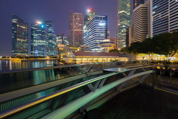 Fototapeta na wymiar Singapore Skyline. View of financial district, blue sky in morning..