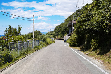 下灘駅まえの田舎の道路