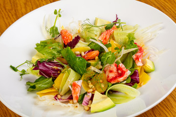 Salad with natural crab