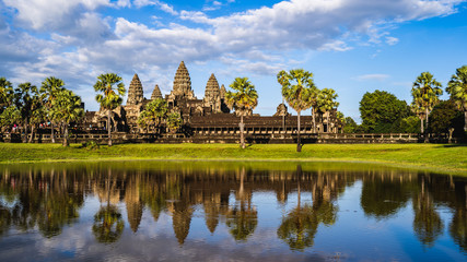 Fototapeta na wymiar Colorful Angkor wat